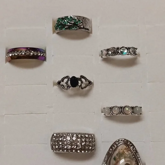 Size 6.5 Entire Collection of Elegant Silver and Green Jewelry Set - Picture 7 of 12